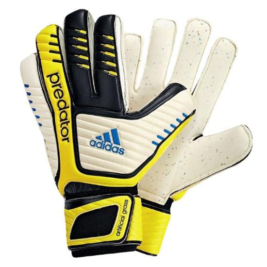 Predator Replique Goalie Gloves   Iker Casillas 11